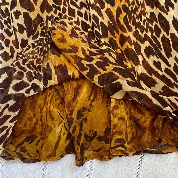 Animal print Y2k Reversible Ruffled A-line Midi Skirt. - Picture 4 of 10